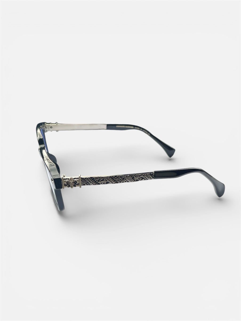 Chrome glasses, Black